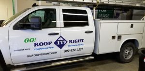 vinyl vehicle truck lettering and graphics